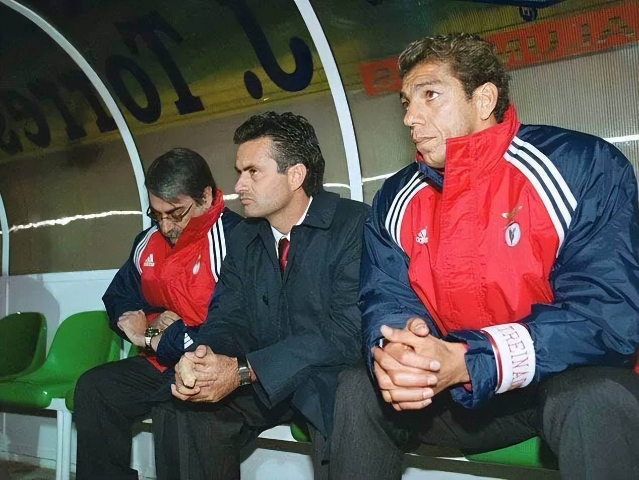 本菲卡迎亚冠关键赛；今夜官宣签约；媒体盛赞；心理建设被强调(虞书欣否认让替身暴晒1小时)-ayx