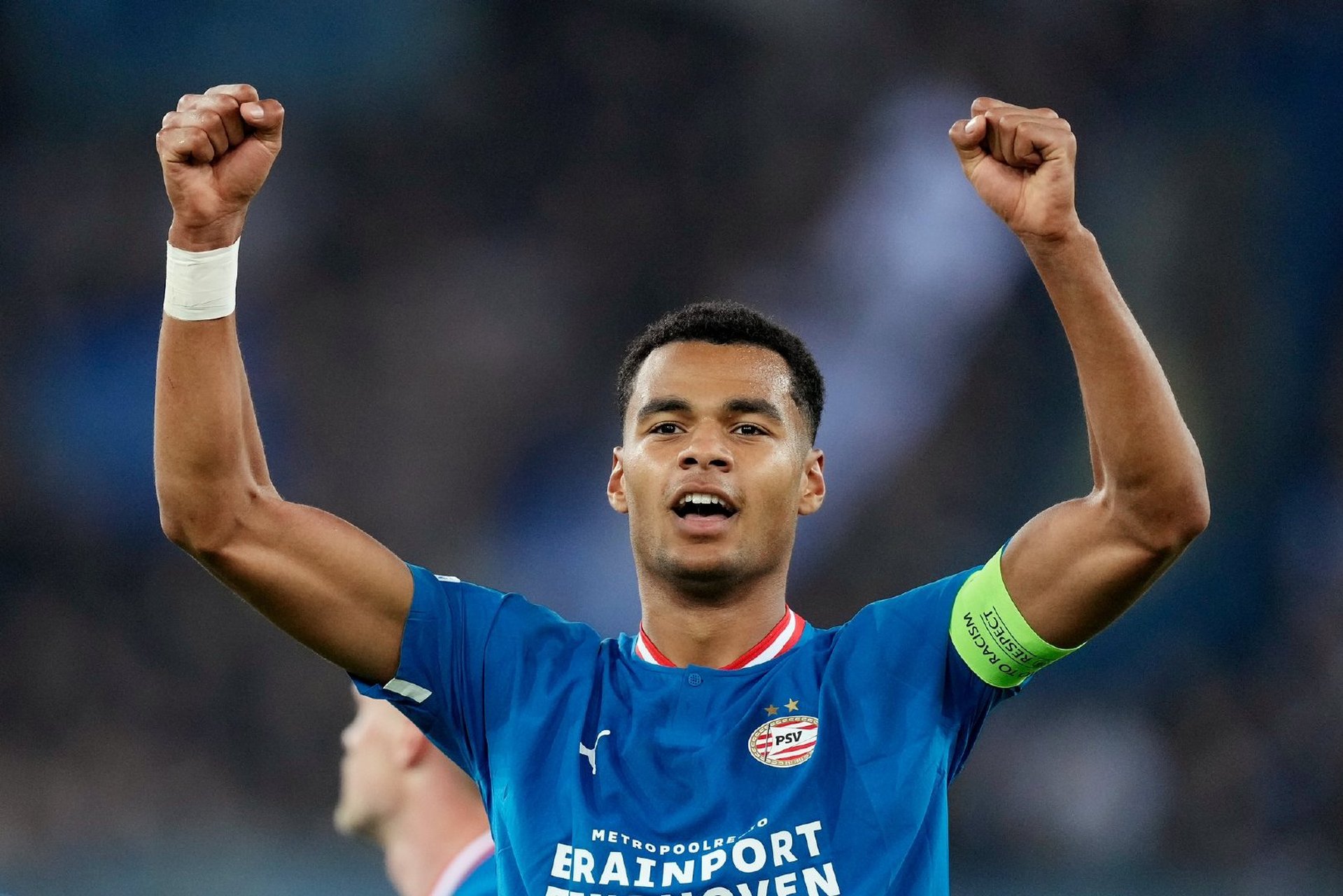 埃因霍温训练开放日，关键时刻外线爆发引欢呼，西甲在即，临场指挥获称赞的简单介绍-爱游戏